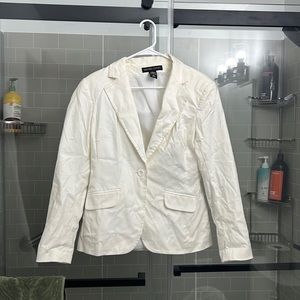 White / Cream blazer size 6 from New York Company
